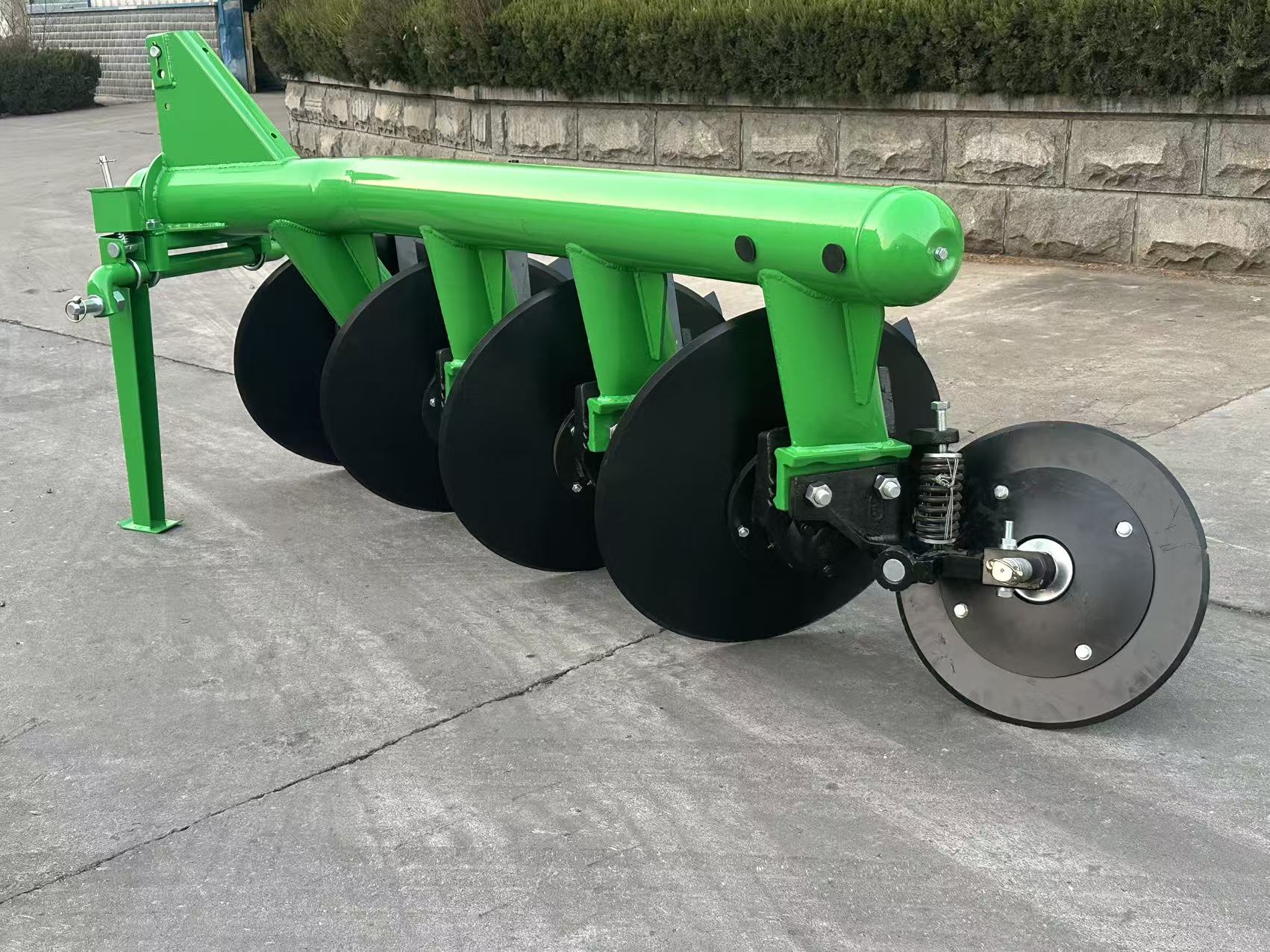 1lyx-430 Pług tarczowy Maszyny – Farming Agriculture recenzja i cena