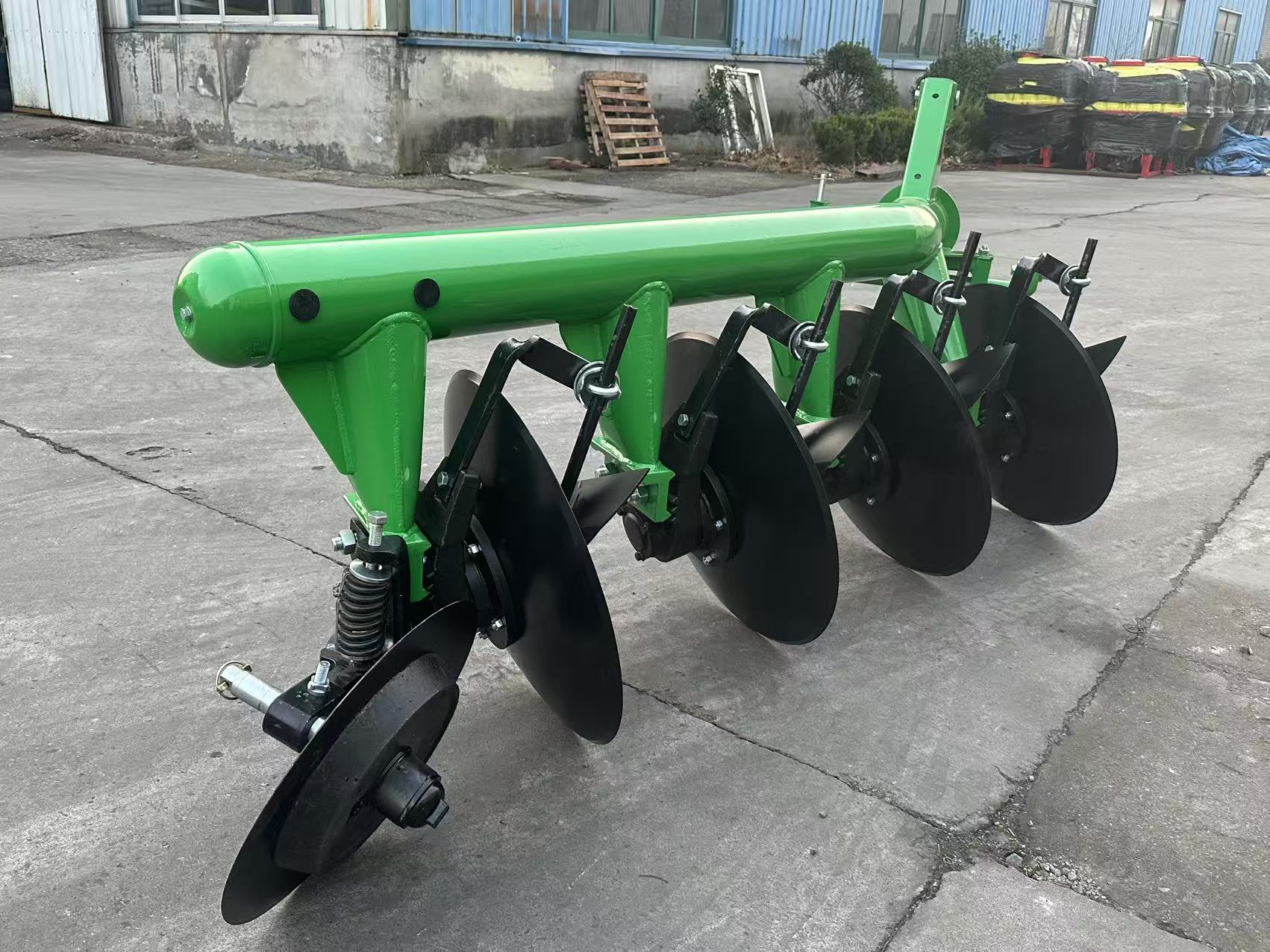 1lyx-430 Pług tarczowy Maszyny – Farming Agriculture recenzja i cena